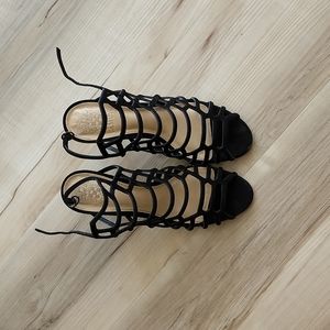 Vince Camuto Heels size 7